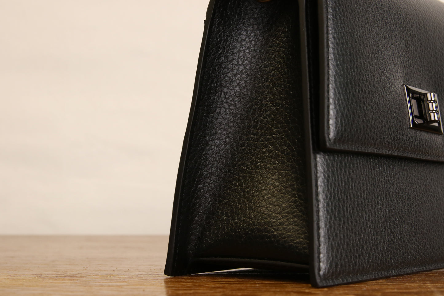 Origyn 03 - Plant-Based Vegan Leather Kelly Bag - Made with Plastic-Free MIRUM®