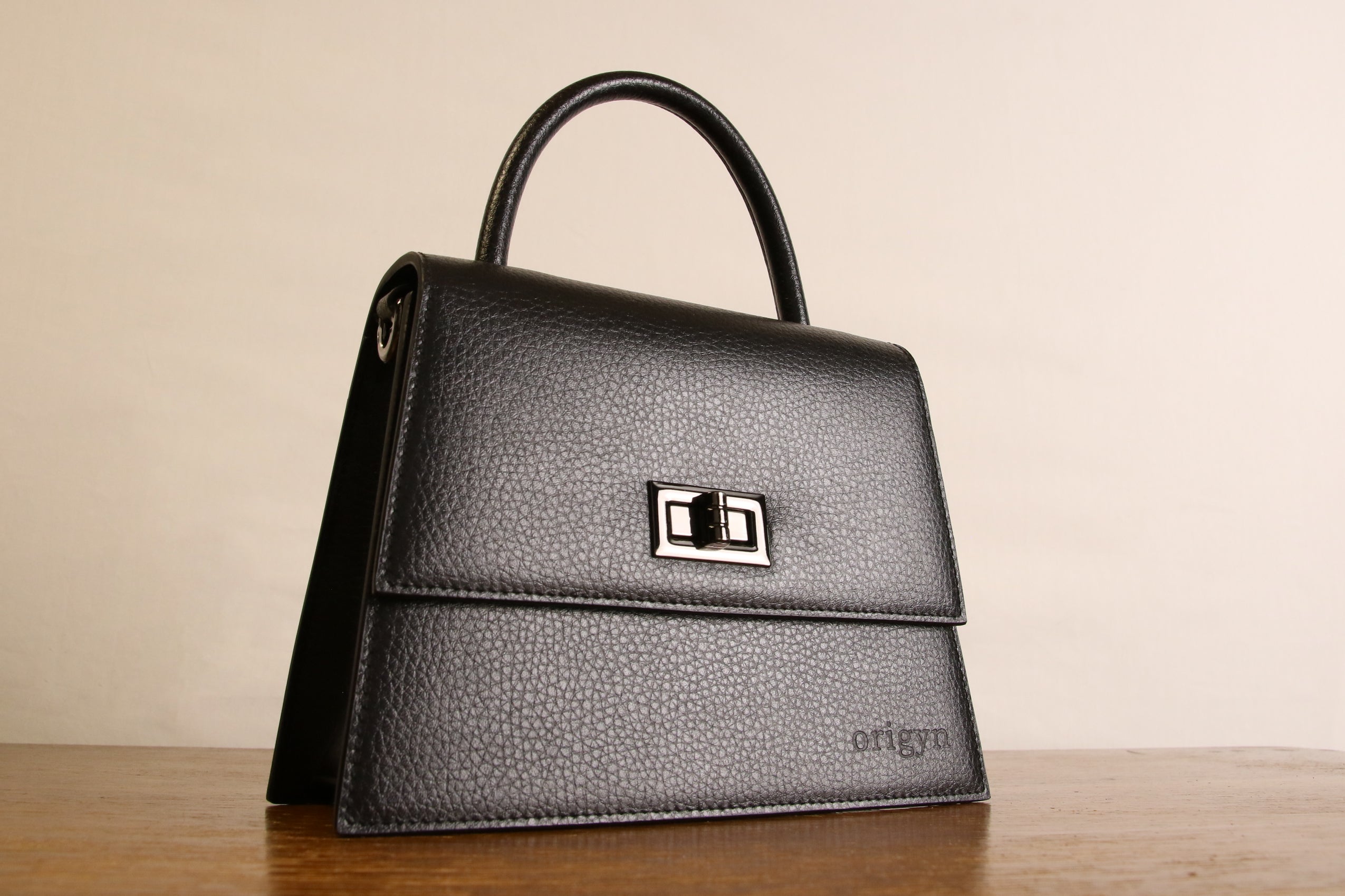 Origyn 03 - Plant-Based Vegan Leather Kelly Bag - Made with Plastic-Fr